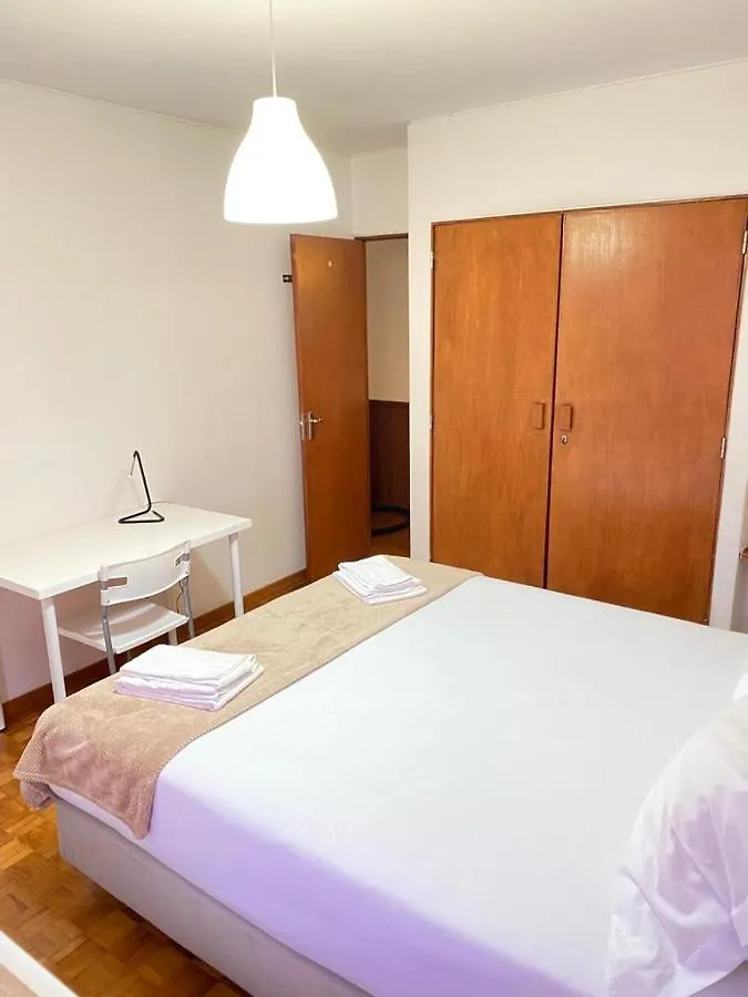 Duplex Proximo Do Aeroporto Lisboa Apartment